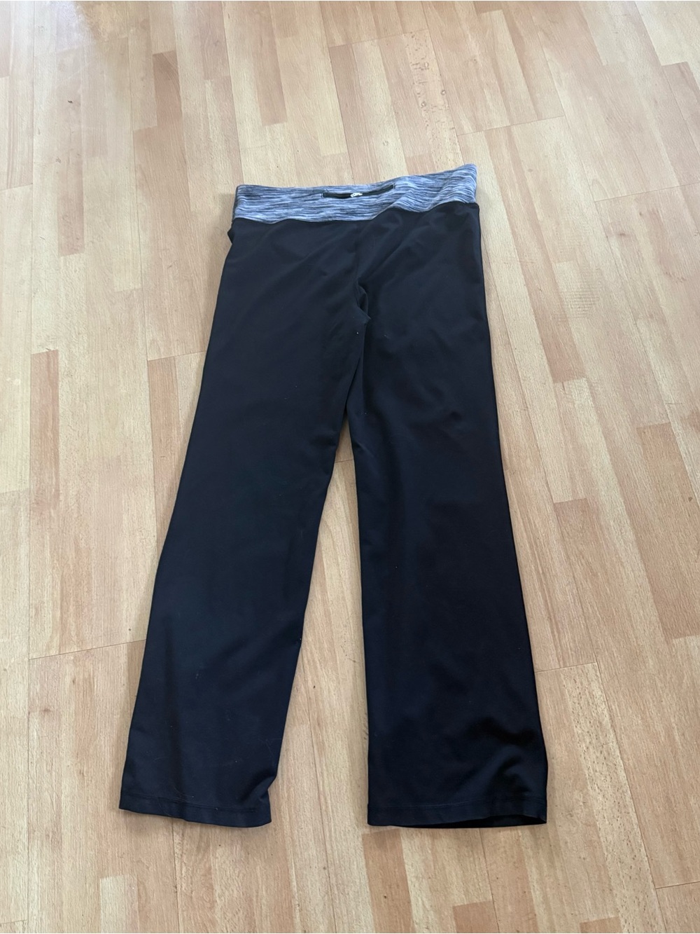 Women Black Wide-Leg Active Yoga Pants with Grey Waistband L